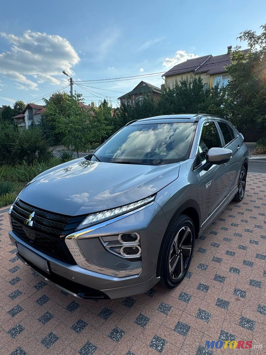 2021' Mitsubishi Eclipse Cross photo #1
