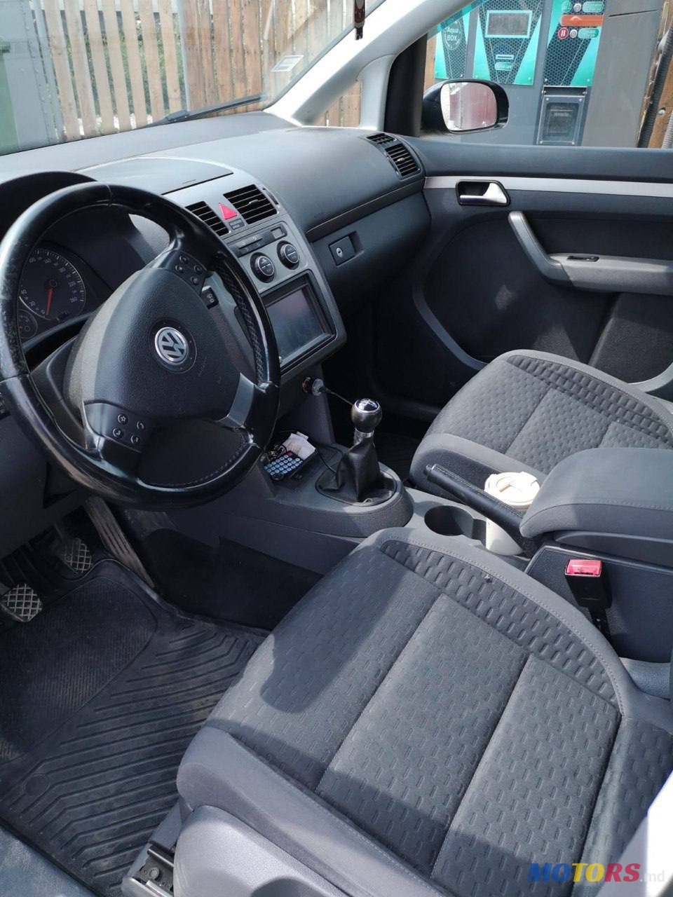 2007' Volkswagen Touran photo #5