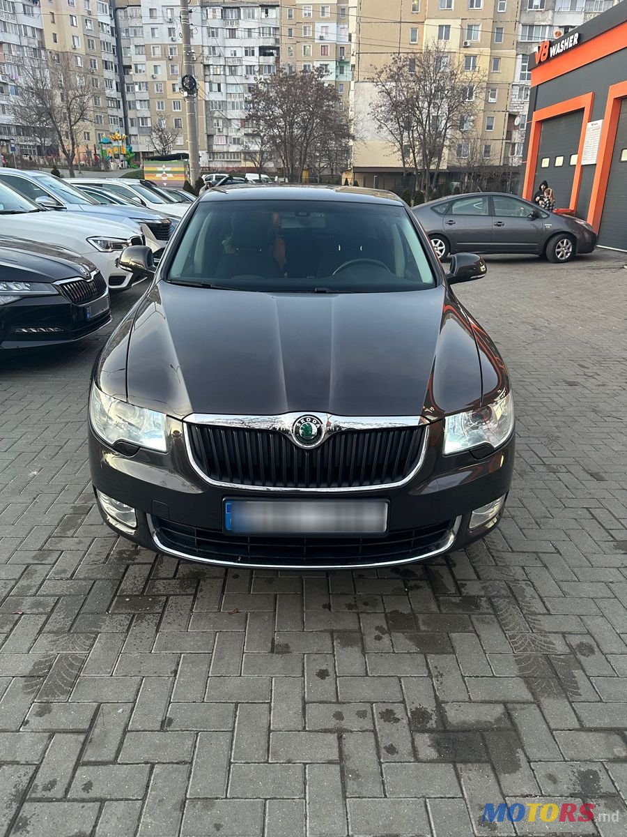2009' Skoda Superb photo #5