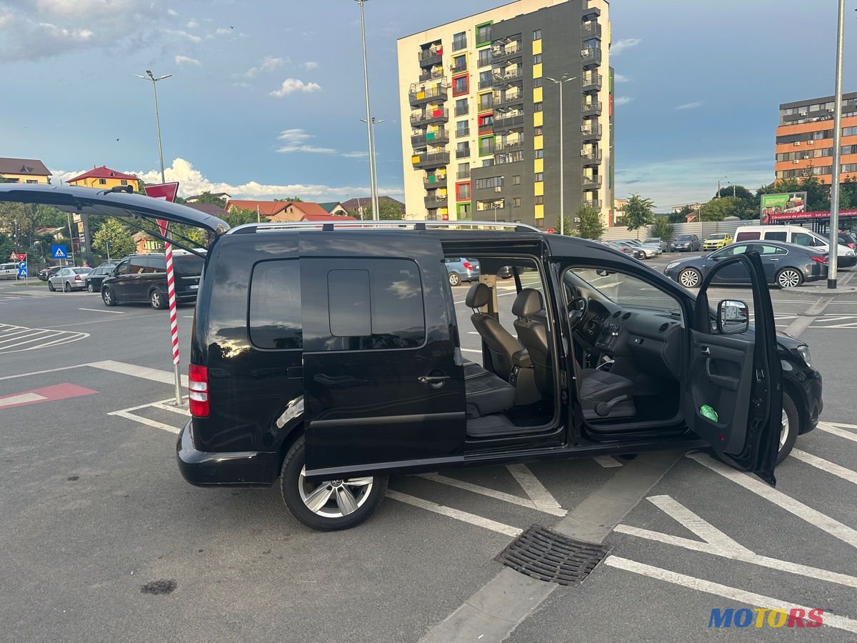 2013' Volkswagen Caddy photo #5