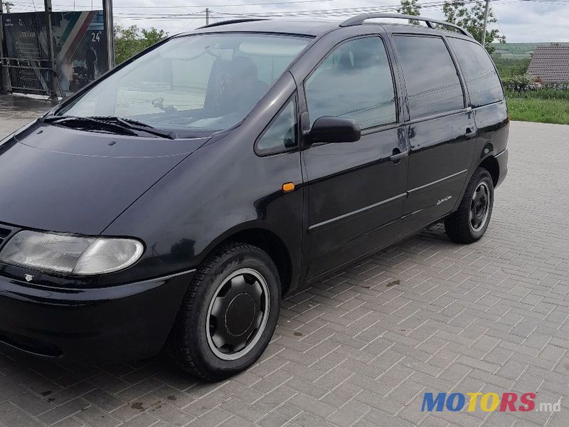 2000' Volkswagen Sharan photo #3