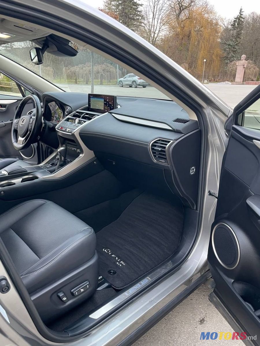 2020' Lexus Nx Series photo #6
