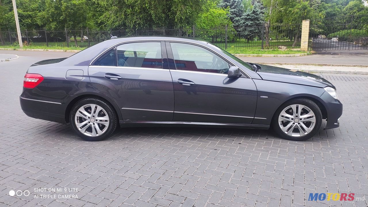 2010' Mercedes-Benz E Класс photo #5