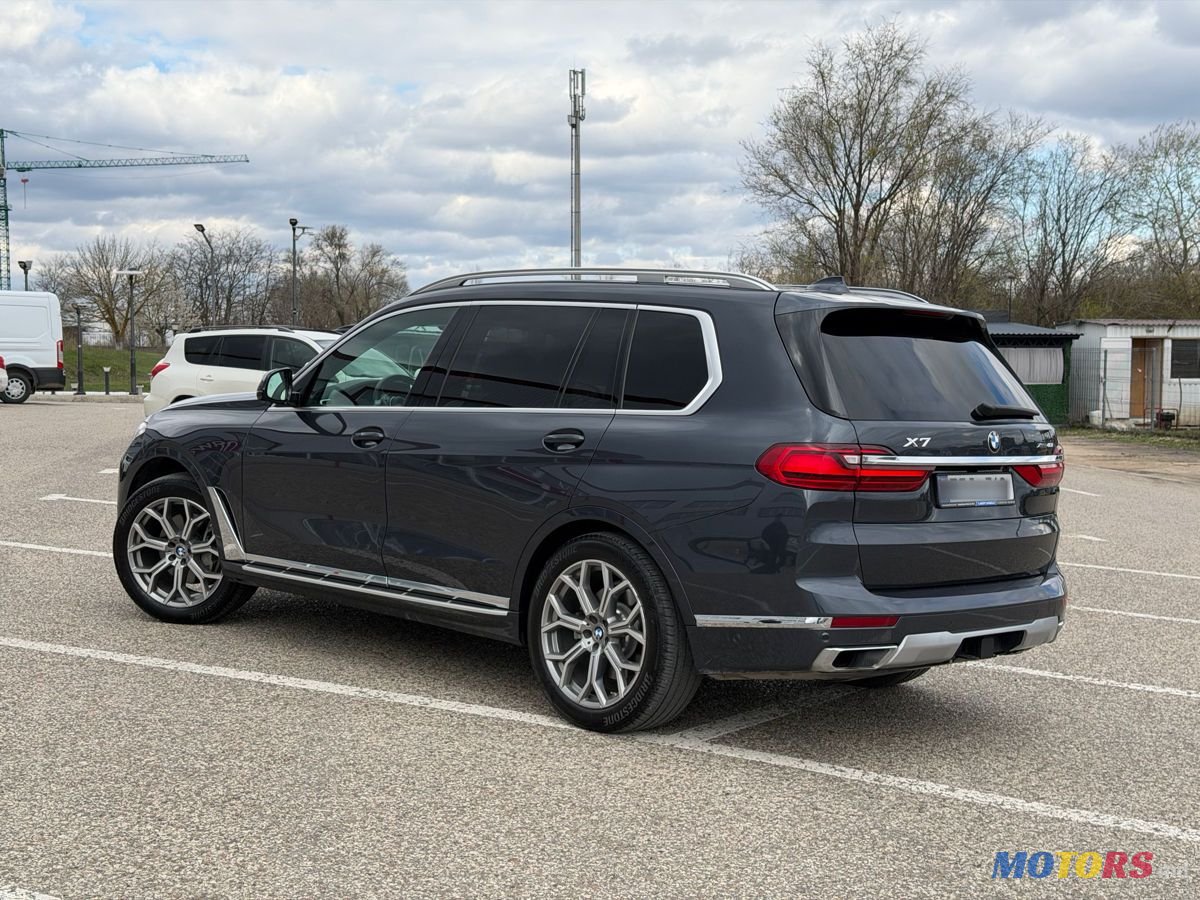 2019' BMW X7 photo #2