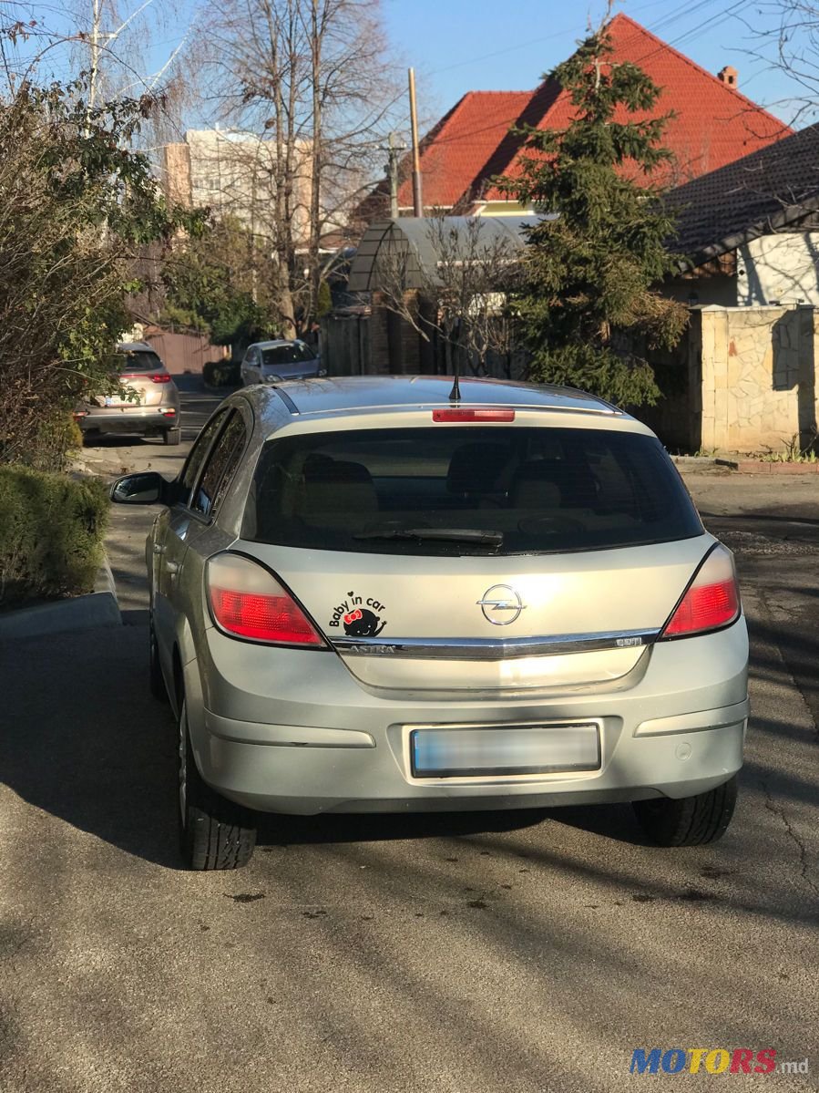 2006' Opel Astra photo #4