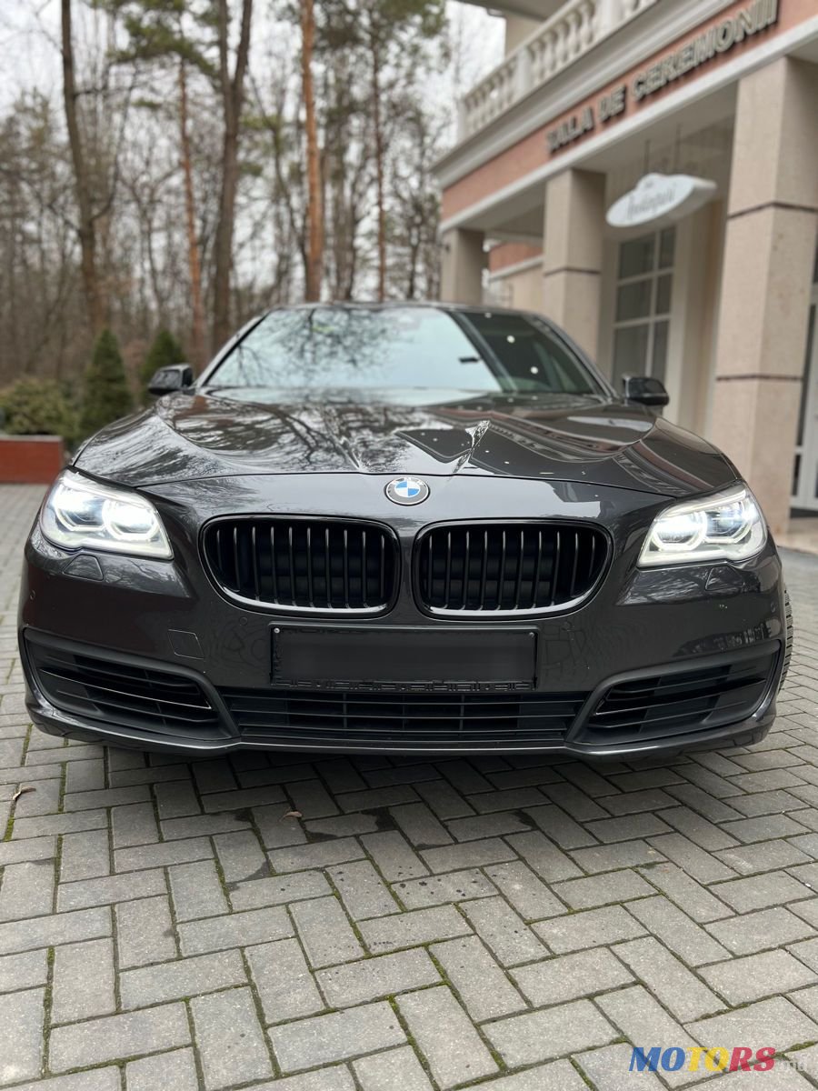 2015' BMW 5 Series photo #2