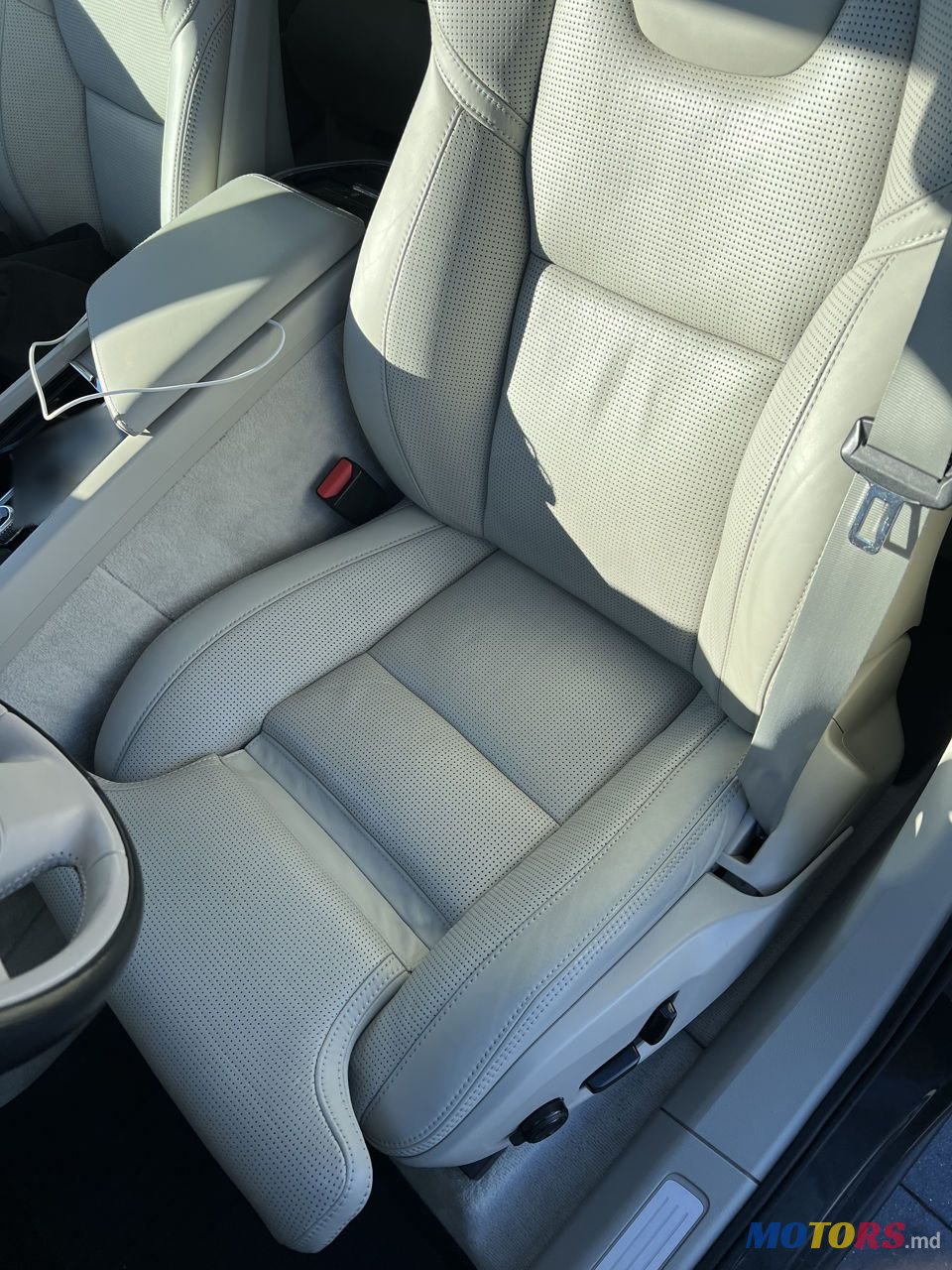 2018' Volvo XC60 photo #6