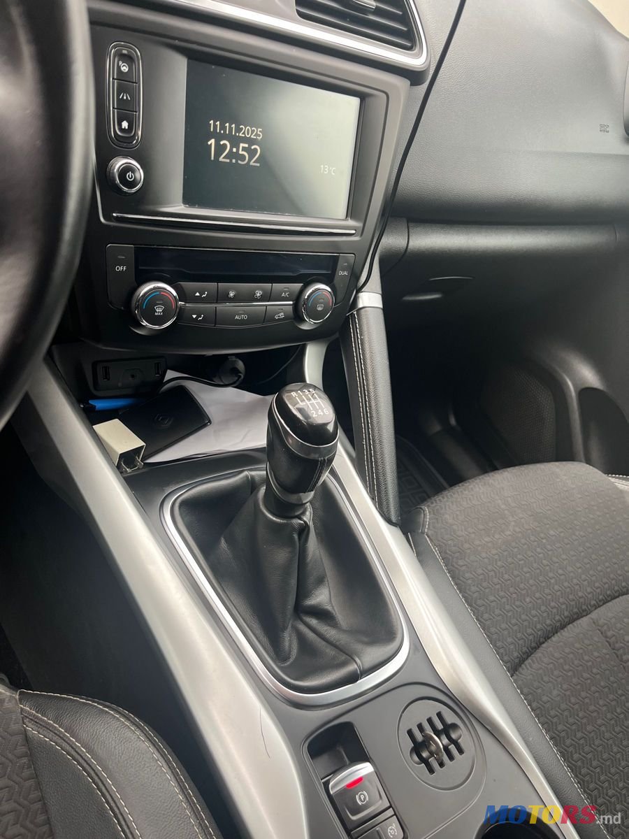 2015' Renault Kadjar photo #5