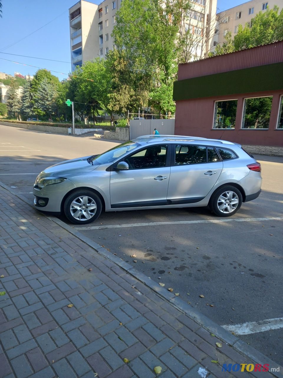 2012' Renault Megane photo #5