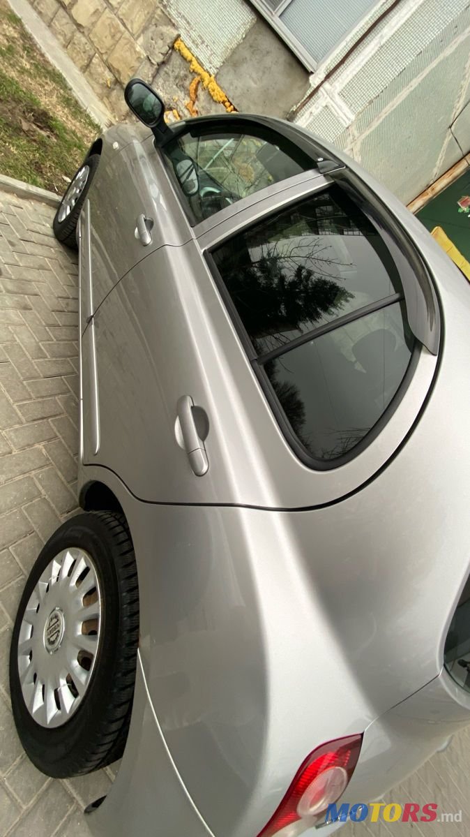 2005' Nissan Micra photo #2