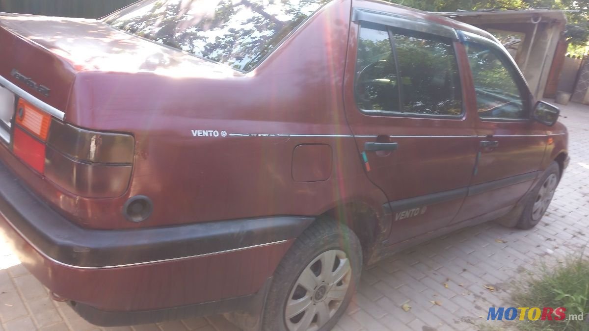 1994' Volkswagen Vento photo #3