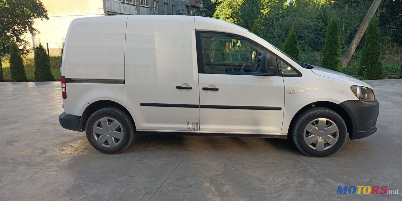 2013' Volkswagen Caddy photo #2