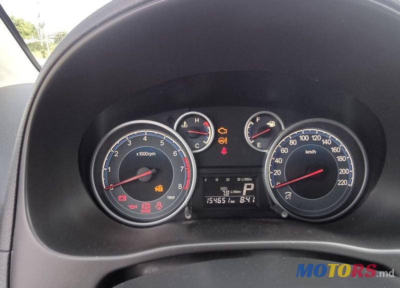 2011' Suzuki SX4 photo #1