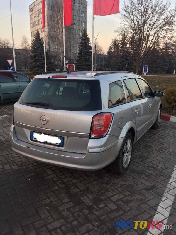 2009' Opel Astra photo #1