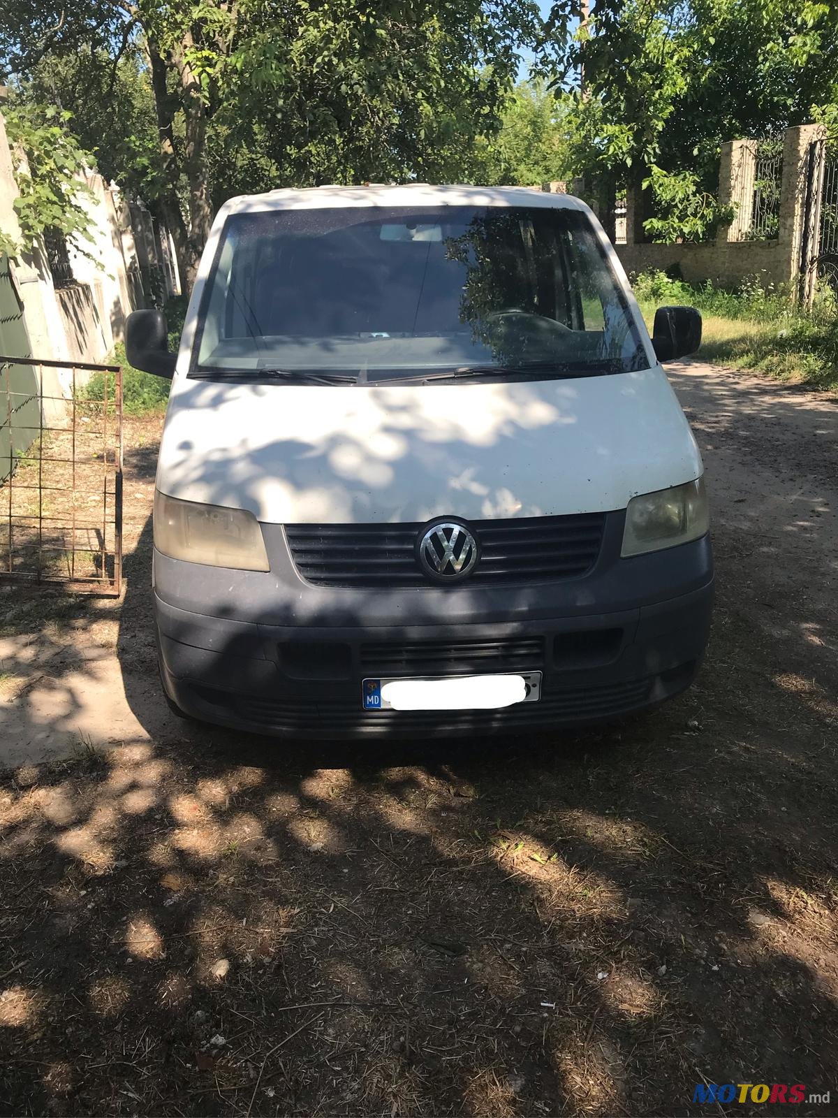 2005' Volkswagen T5 (Transporter) pass photo #2