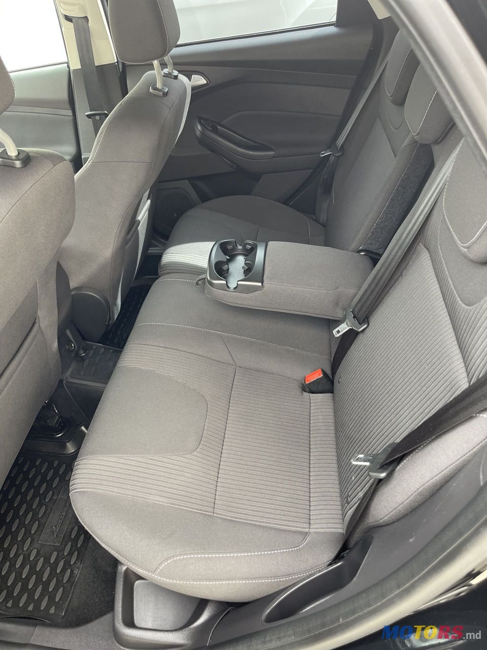 2013' Ford Focus photo #6