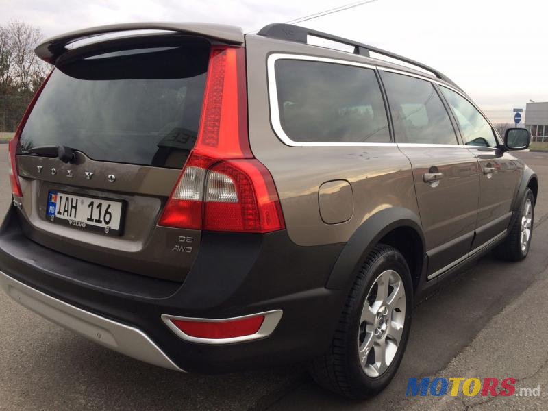 2008' Volvo XC70 photo #2