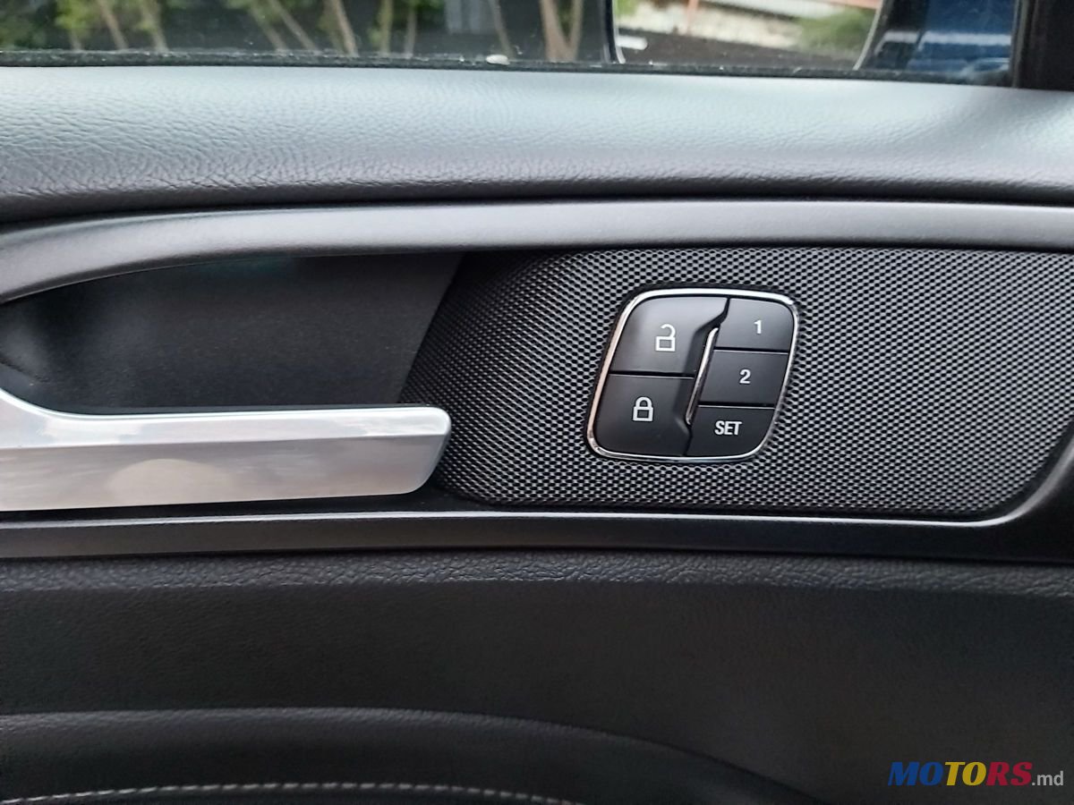 2016' Ford Fusion photo #6