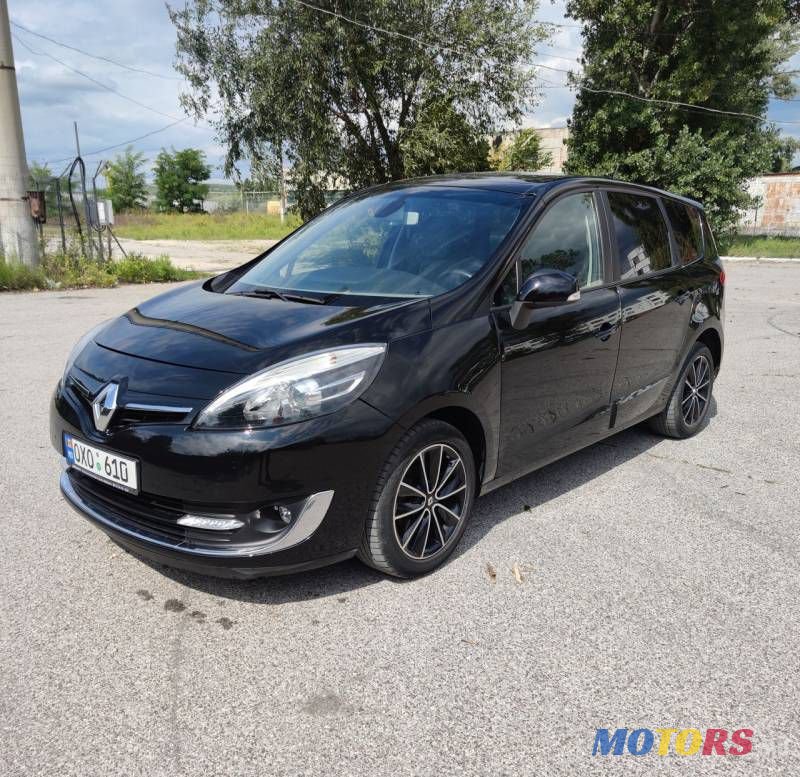 2013' Renault Grand Scenic photo #3