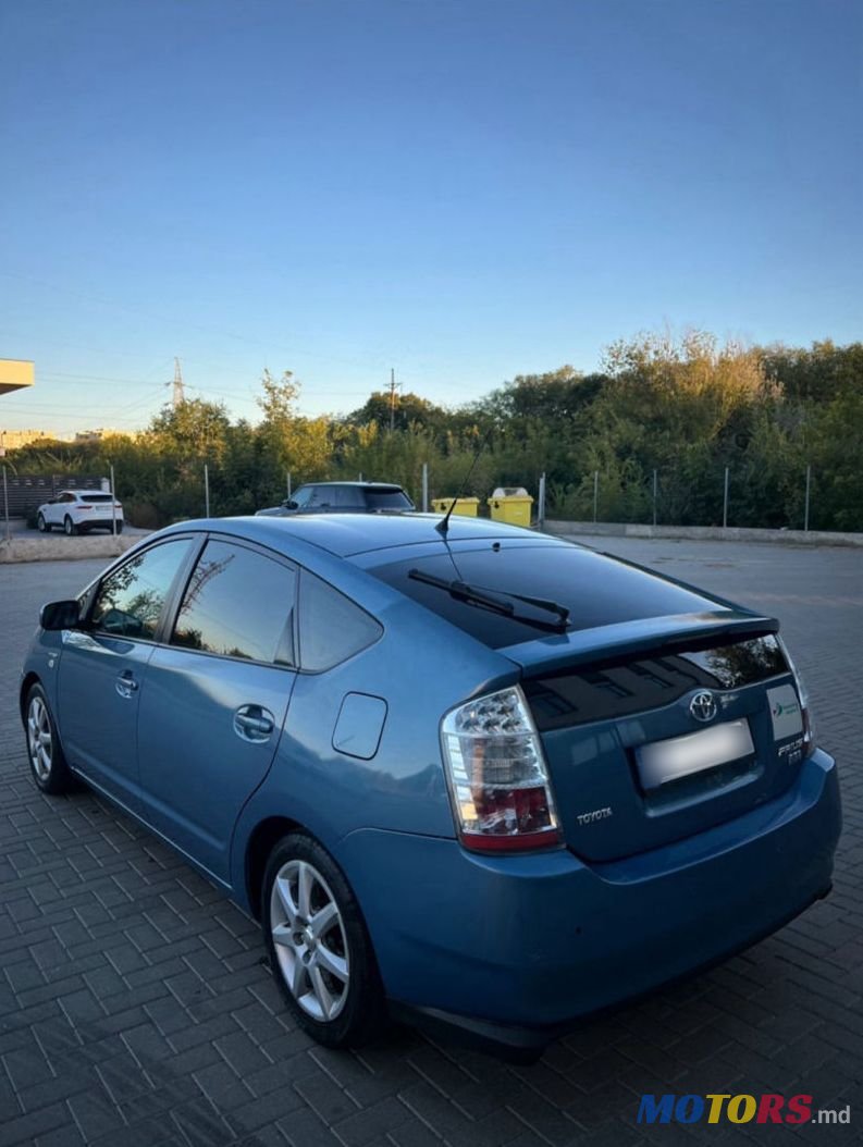 2007' Toyota Prius photo #2