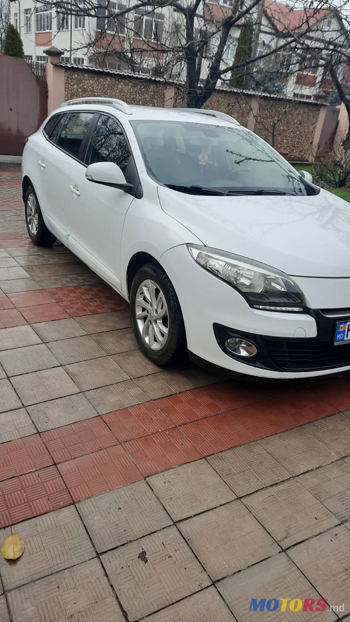 2013' Renault Megane photo #3