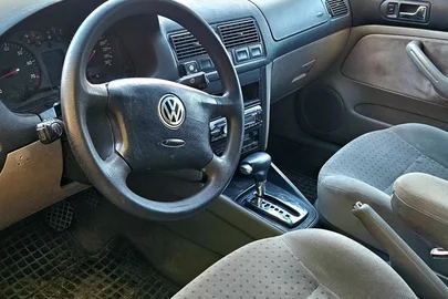 1998' Volkswagen Golf