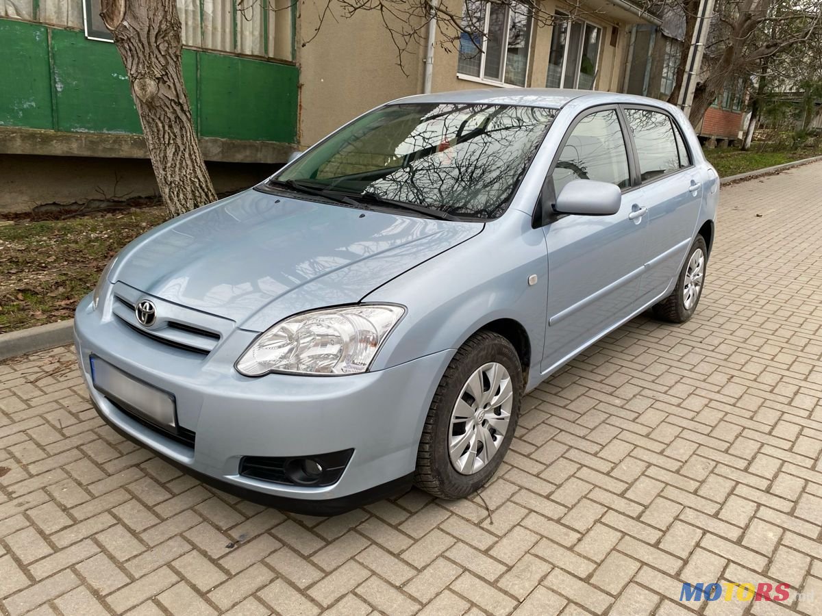 2005' Toyota Corolla photo #3