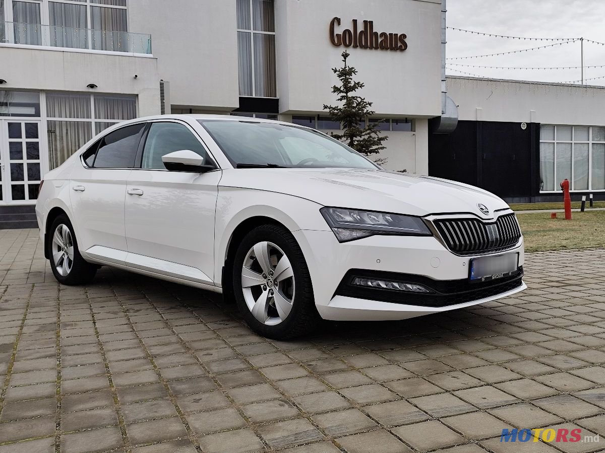 2021' Skoda Superb photo #3