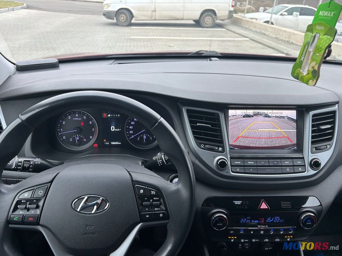 2015' Hyundai Tucson photo #6