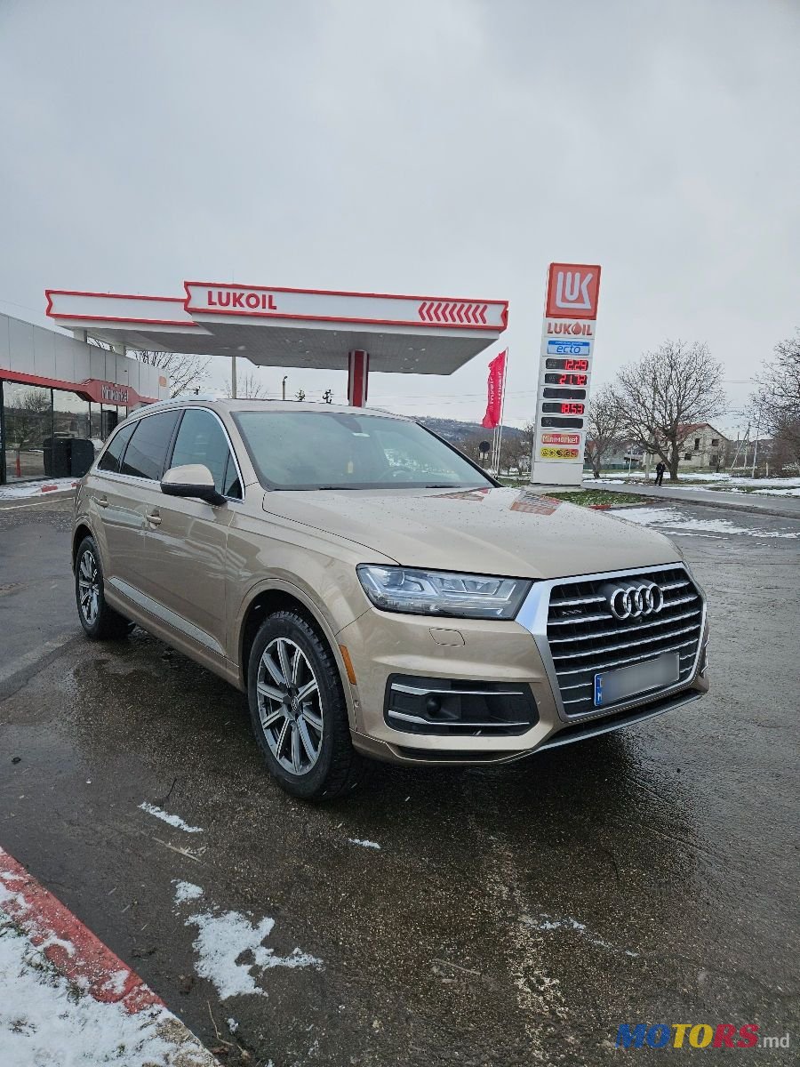 2019' Audi Q7 photo #1