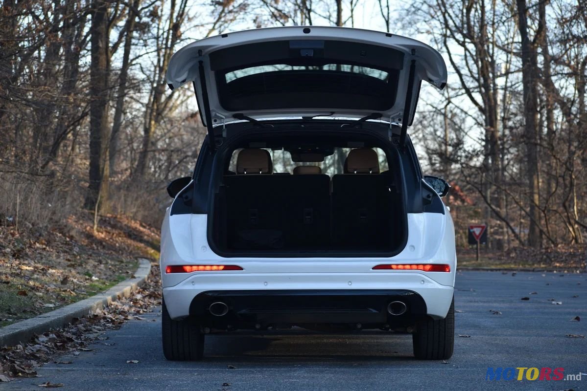 2022' Lincoln Corsair photo #5