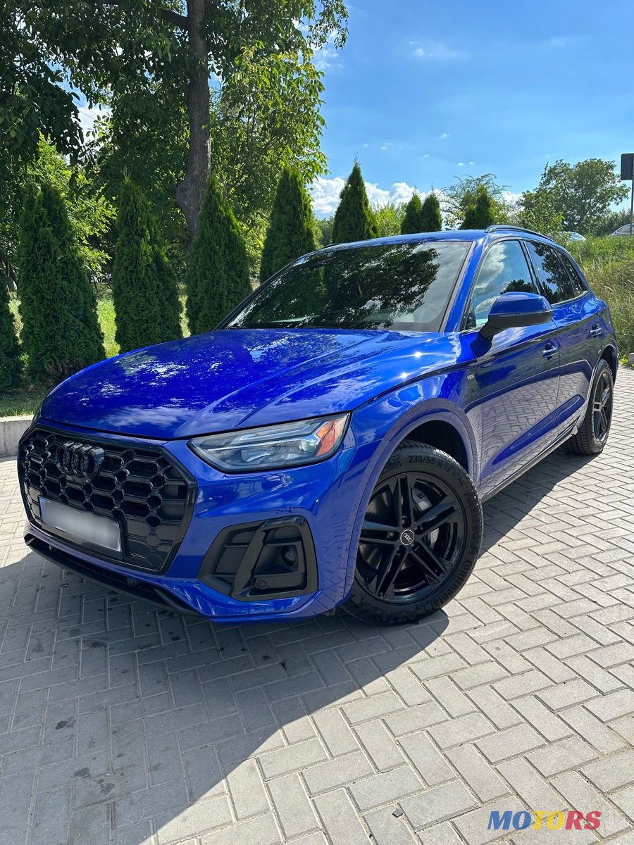 2022' Audi Q5 E-Tron photo #2