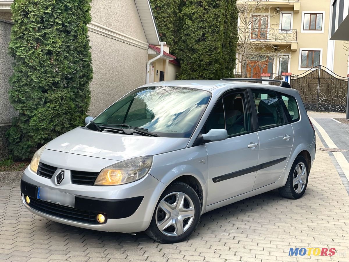 2005' Renault Grand Scenic photo #1