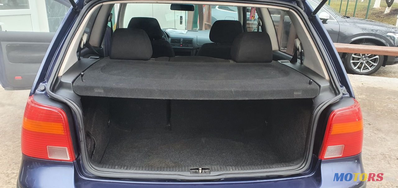 1999' Volkswagen Golf photo #6