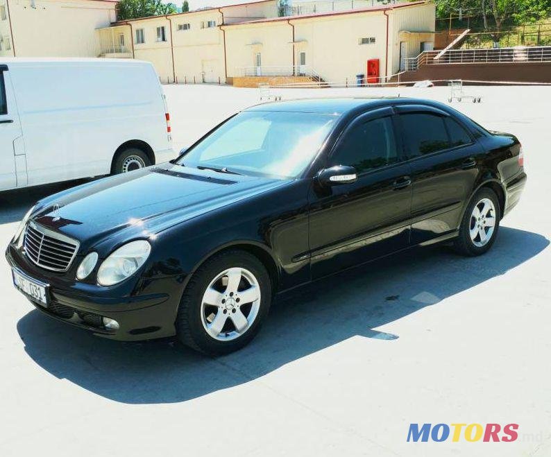2005' Mercedes-Benz E photo #1