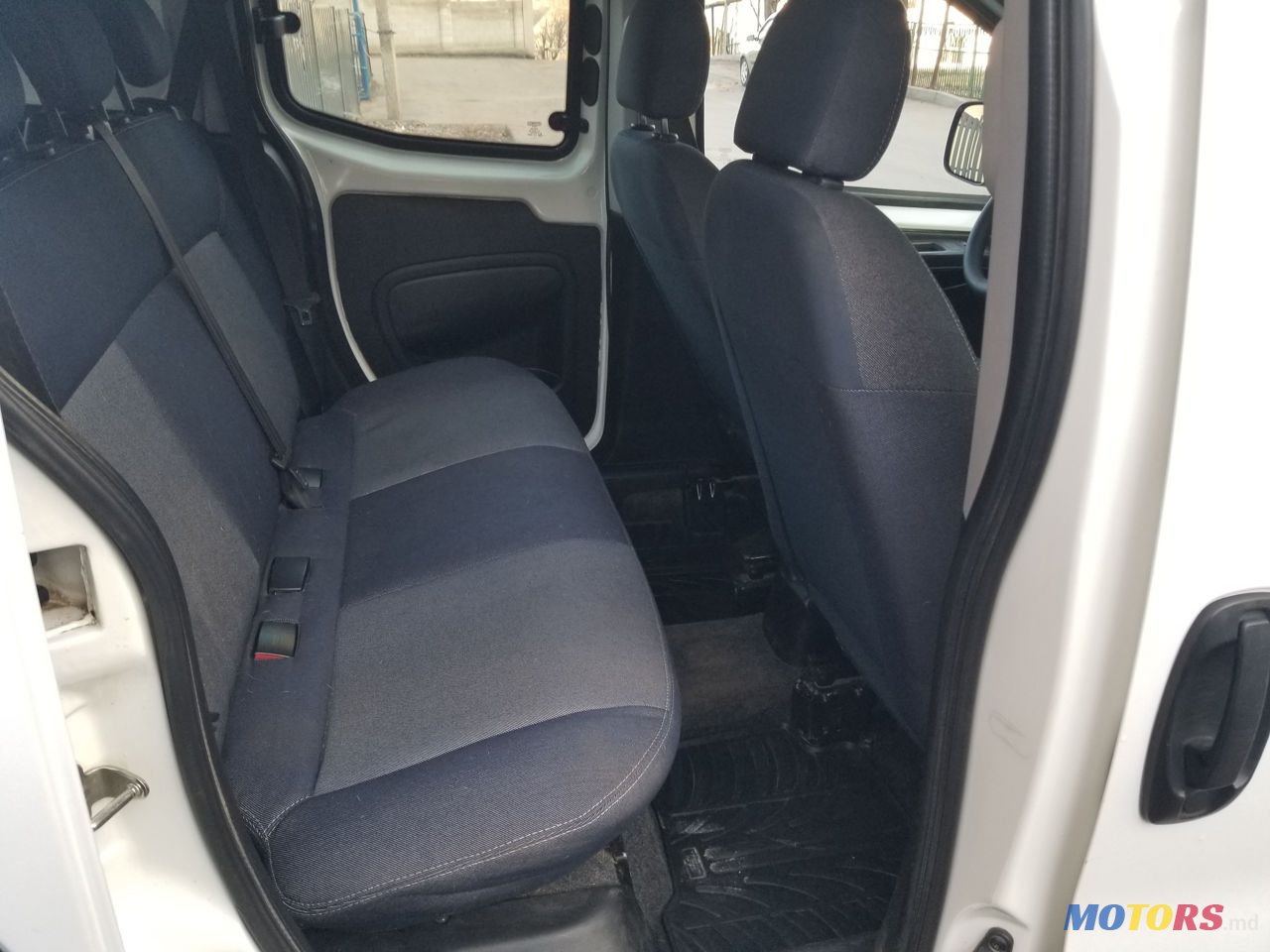 2015' Peugeot Bipper photo #3