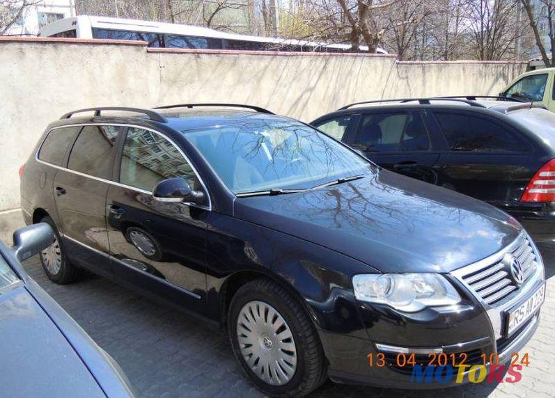 2006' Volkswagen Passat photo #2