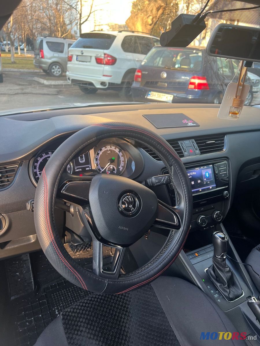 2017' Skoda Octavia photo #3