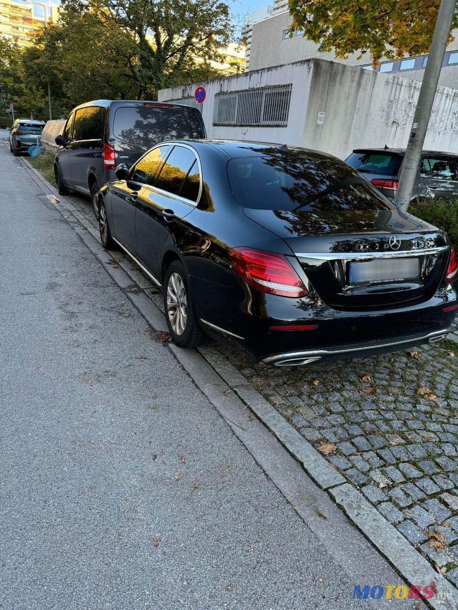 2017' Mercedes-Benz E-Class photo #4