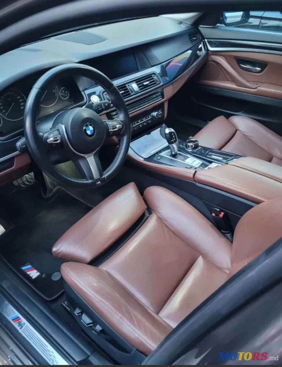 2010' BMW 5 Series photo #2