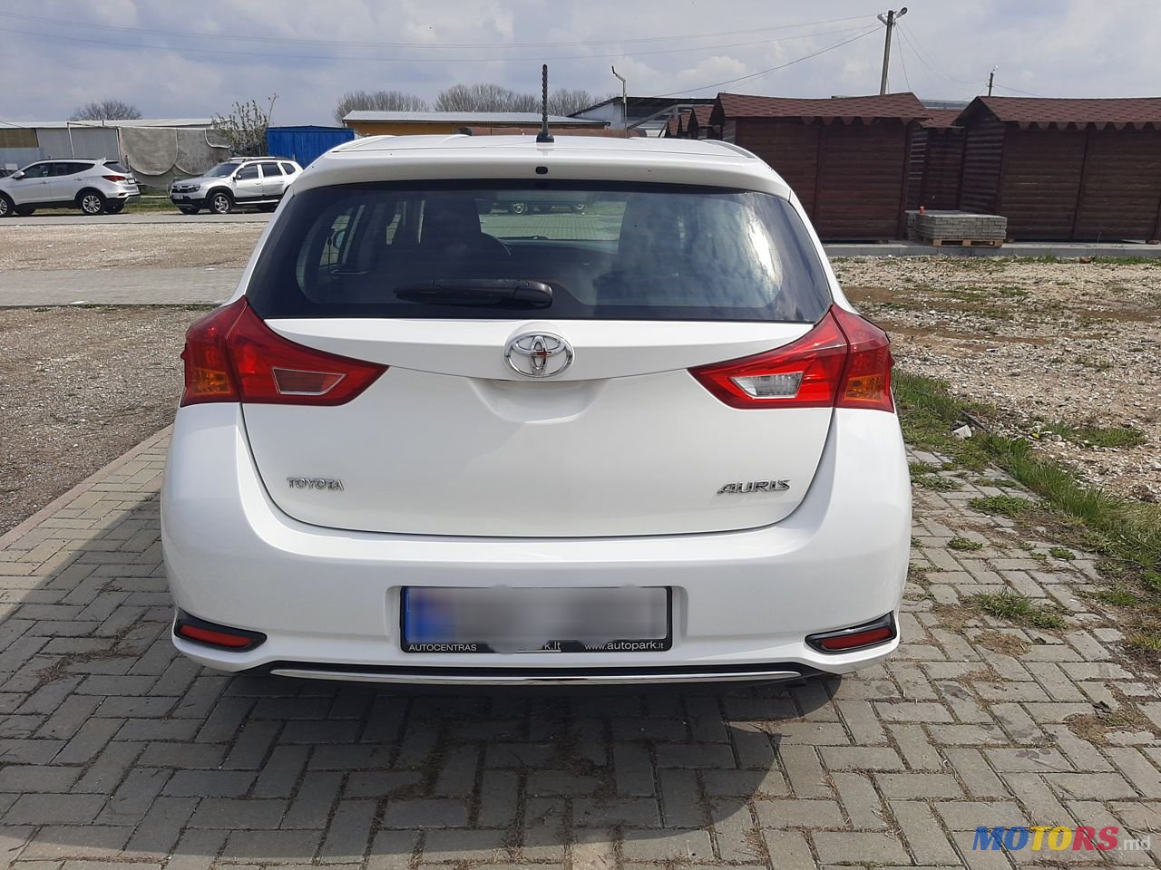 2014' Toyota Auris photo #5