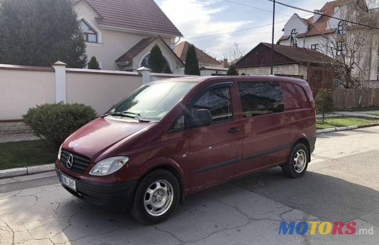 2004' Mercedes-Benz Vito photo #1