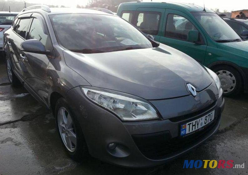 2009' Renault Megane photo #2