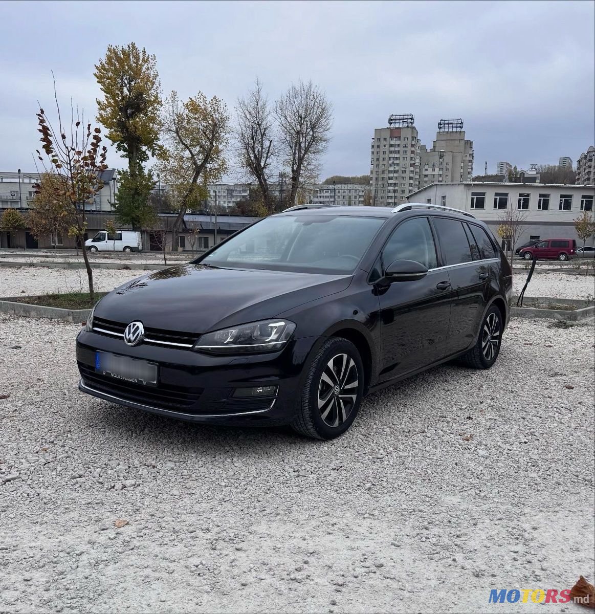 2017' Volkswagen Golf photo #1