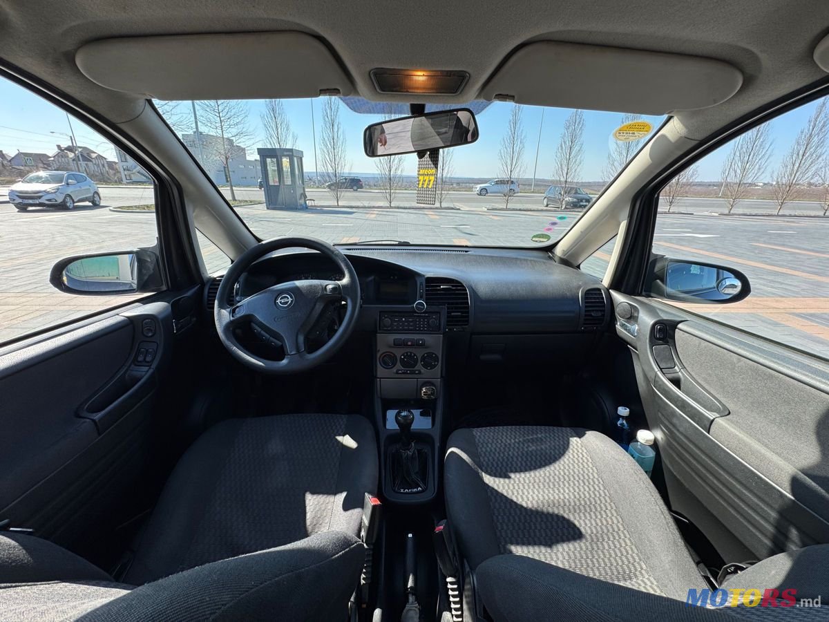 2005' Opel Zafira photo #5