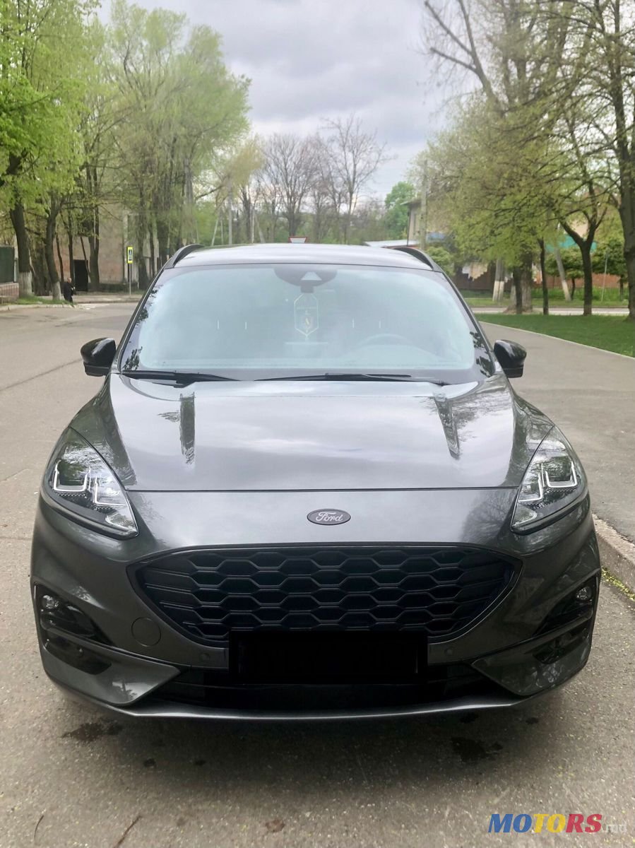 2022' Ford Kuga photo #2