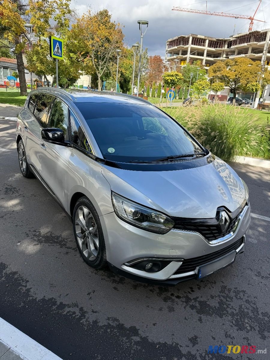 2017' Renault Grand Scenic photo #1