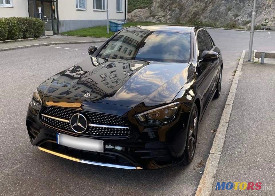 2021' Mercedes-Benz E Класс photo #1
