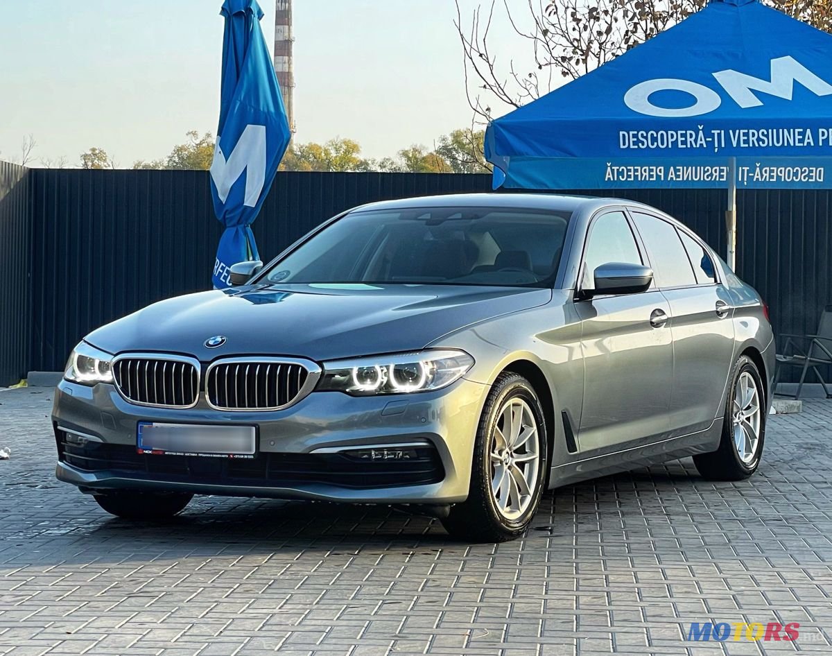 2019' BMW 5 Series photo #1