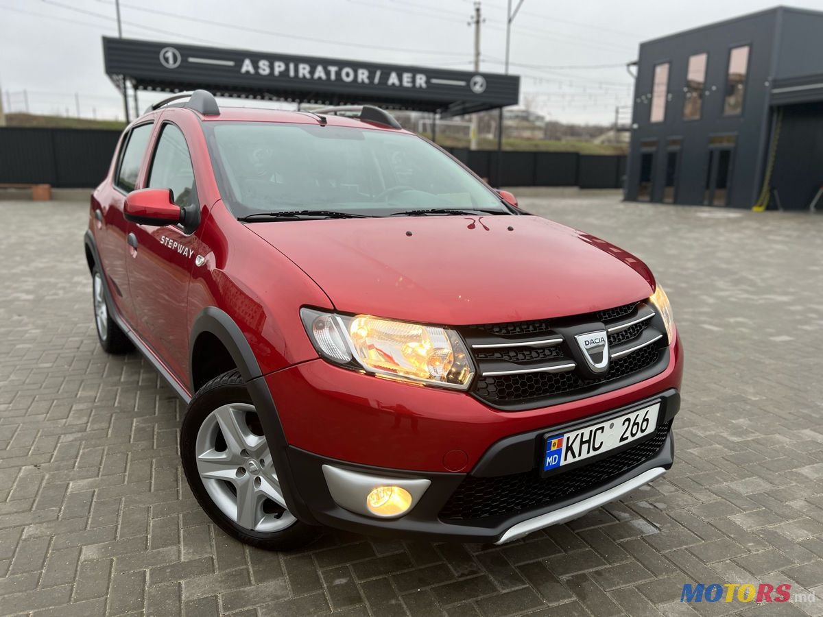 2013' Dacia Sandero Stepway photo #4